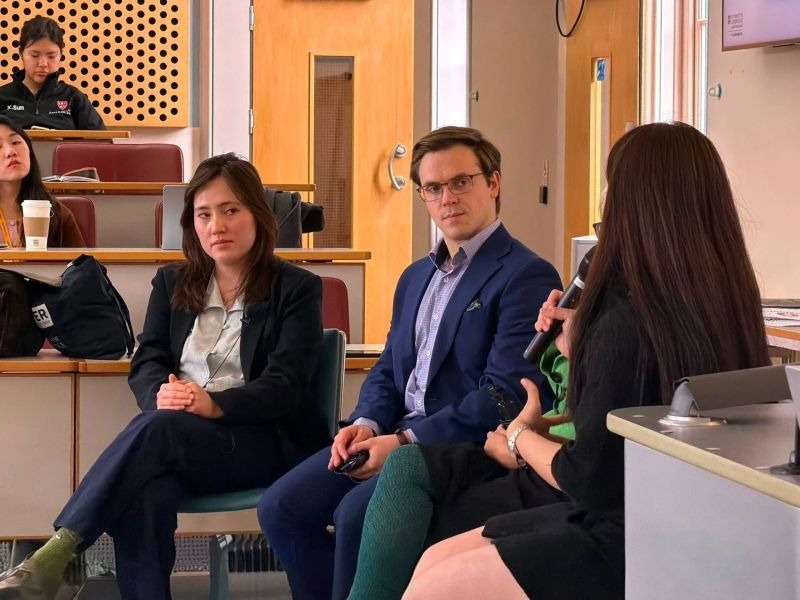 Yaniv Proselkov speaking at Judge Business School, Cambridge