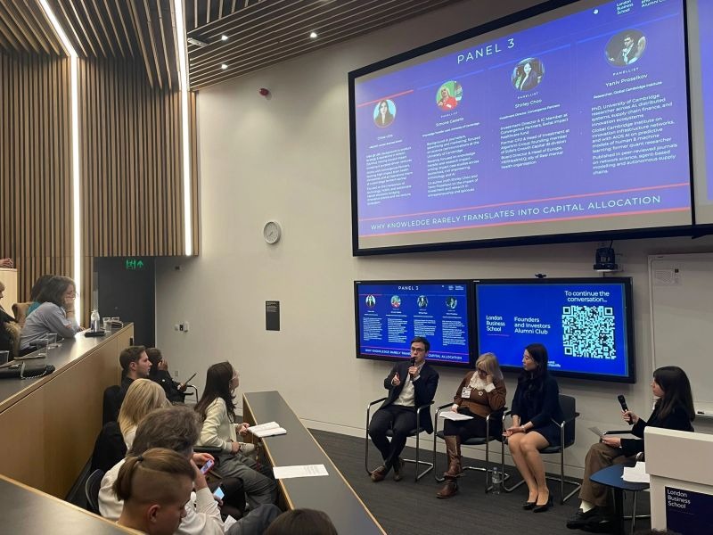 Yaniv Proselkov speaking on Panel 3 at London Business School